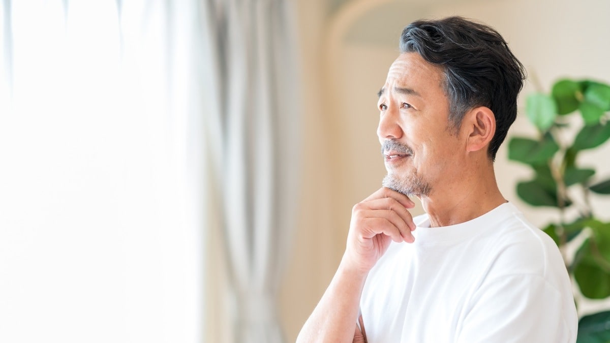 白髪ぼかしはいつから?はじめる好タイミングと早くからグレーヘアに変えるメリット