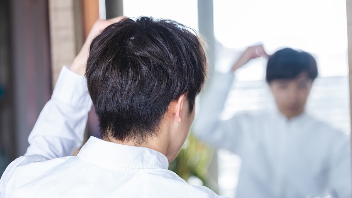 白髪はいつから染めるのが良い？目立ち始める年齢やタイミング